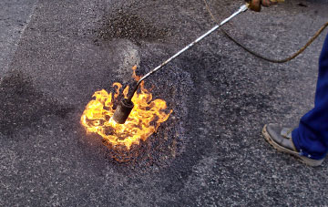 Beelsby flat roofing repairs